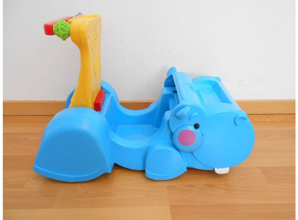 Trotteur hippopotame store fisher price