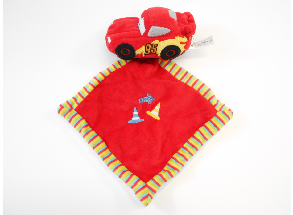 sos doudou voiture cars Disney Nicotoy Kiabi carré plat rouge