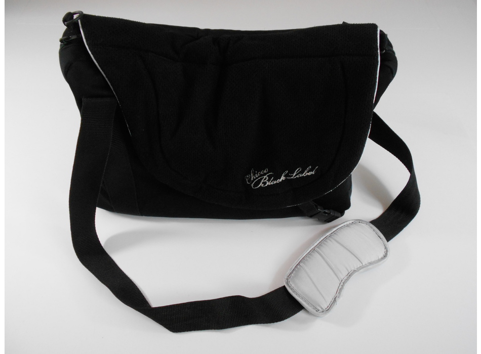 Porte bébé chicco clearance black label