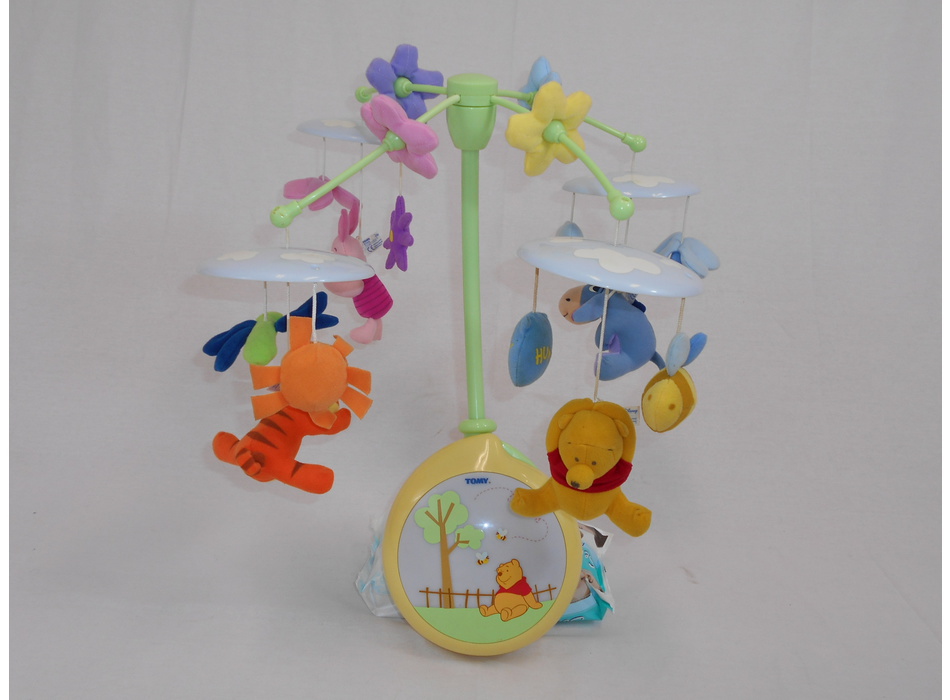 Mobile Musical Winnie L Ourson Tomy Mobiles Musicaux Mon Petit Doudou