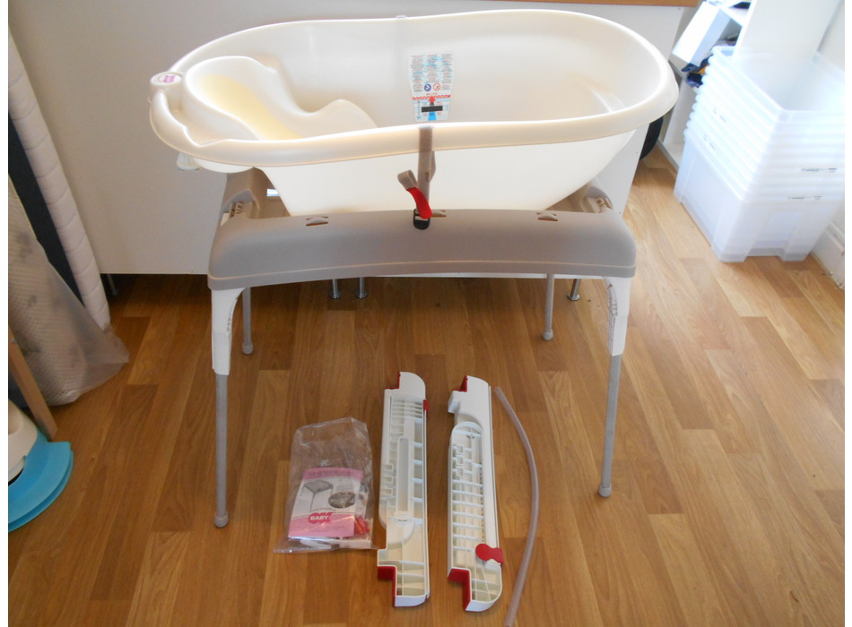 Baignoire pliante Onda Slim Gris OKBABY, Vente en ligne de Baignoire bébé