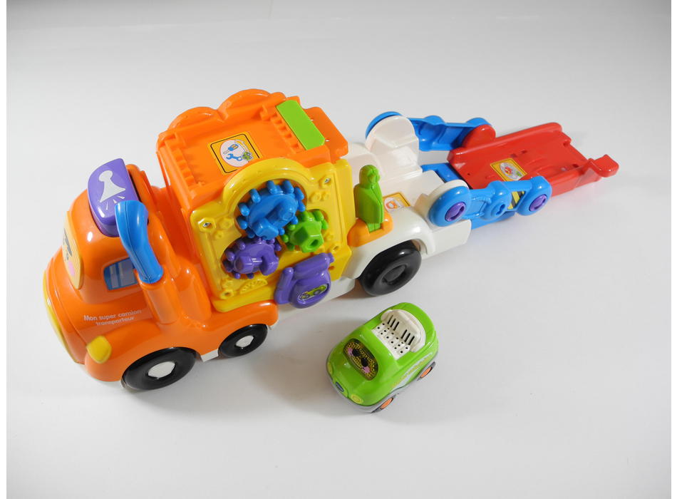 Mon super camion transporteur + timoth?�e Tut Tut bolides - Vtech - Autres | Mon Petit Doudou