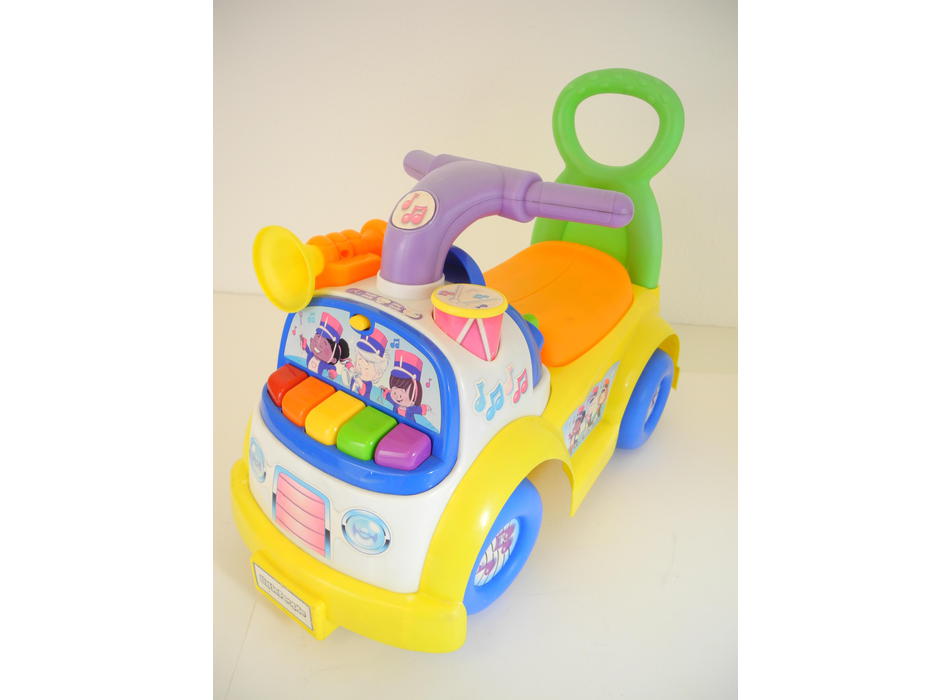 Trotteur fisher price little on sale people