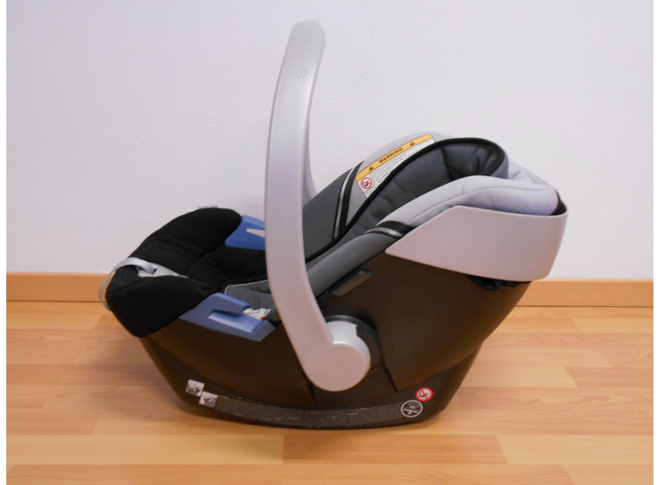 Siègeauto/maxicosi jusque 13 kg. Cybex Maxicosi Mon Petit Doudou